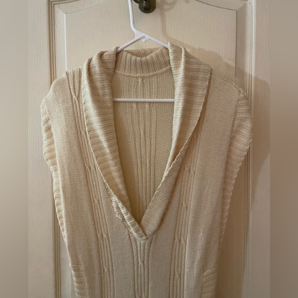 Rare Lululemon (OQOQO) Sleeveless Knit Sweater Vest Dress - Picture 2 of 11